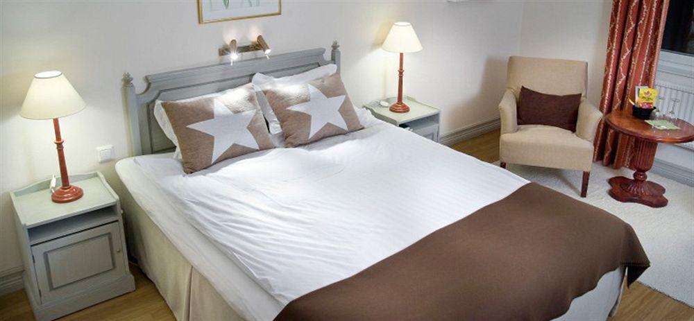 Fagelbrohus Hotel Värmdö Eksteriør billede