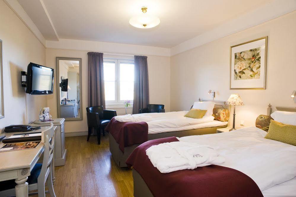 Fagelbrohus Hotel Värmdö Eksteriør billede